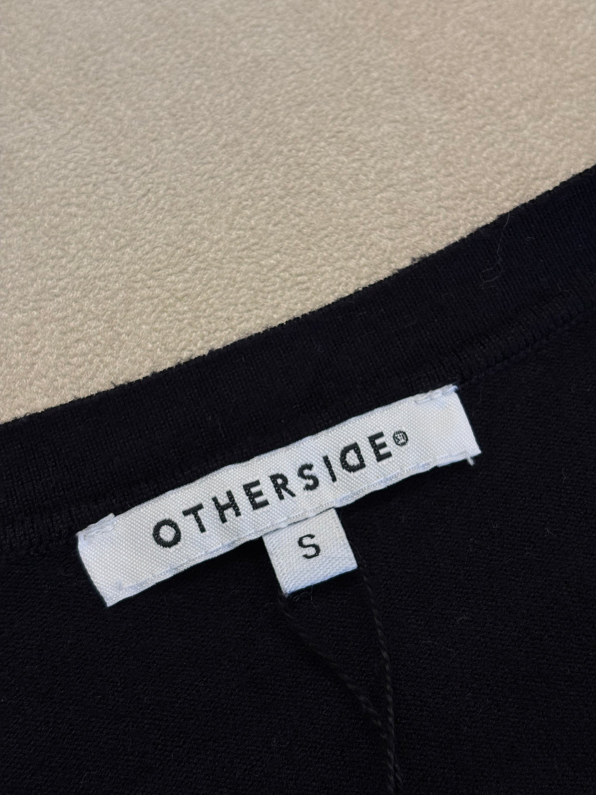 SACO BASICO NEGRO OTHERSIDE