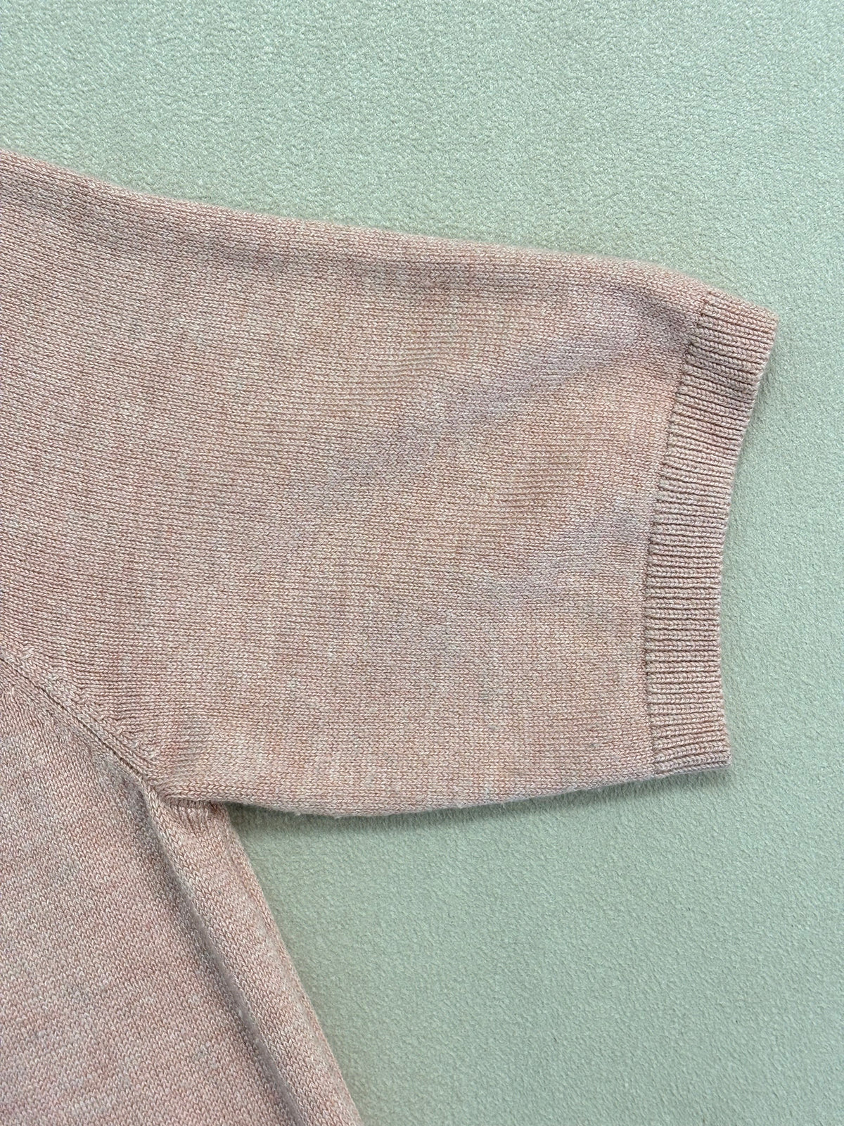 REMERA H&M BASICS