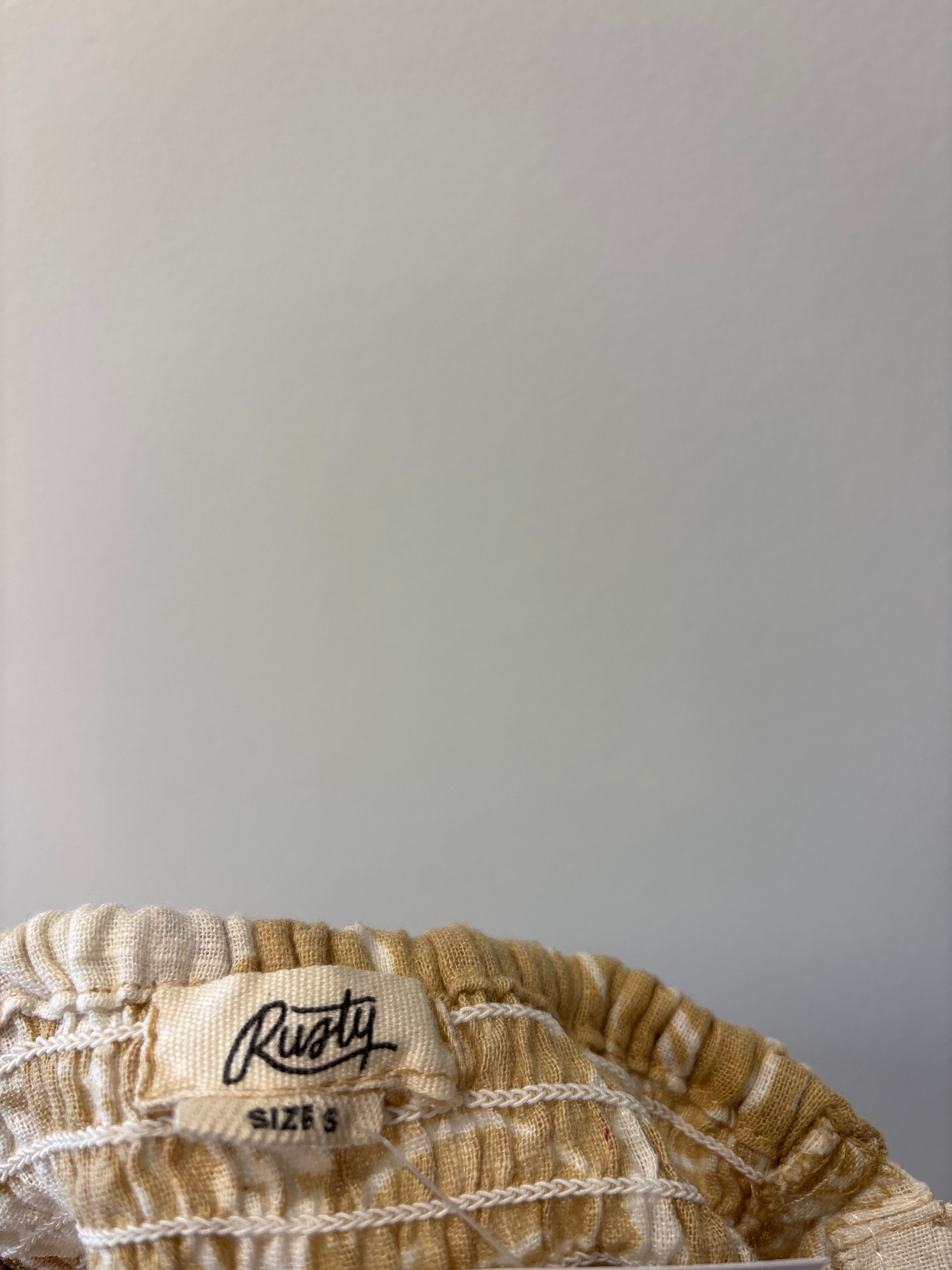 TOP ESTAMPADO RUSTY