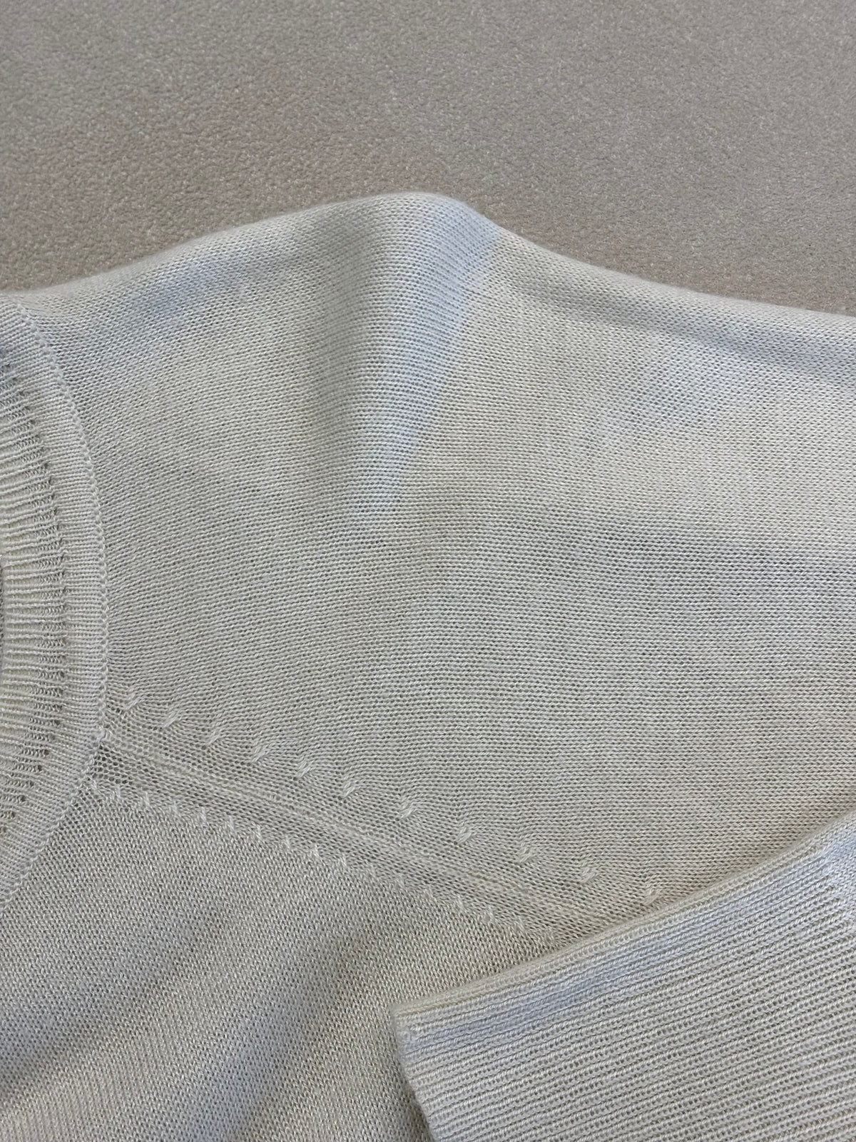 BUZO HILO BLANCO ZARA