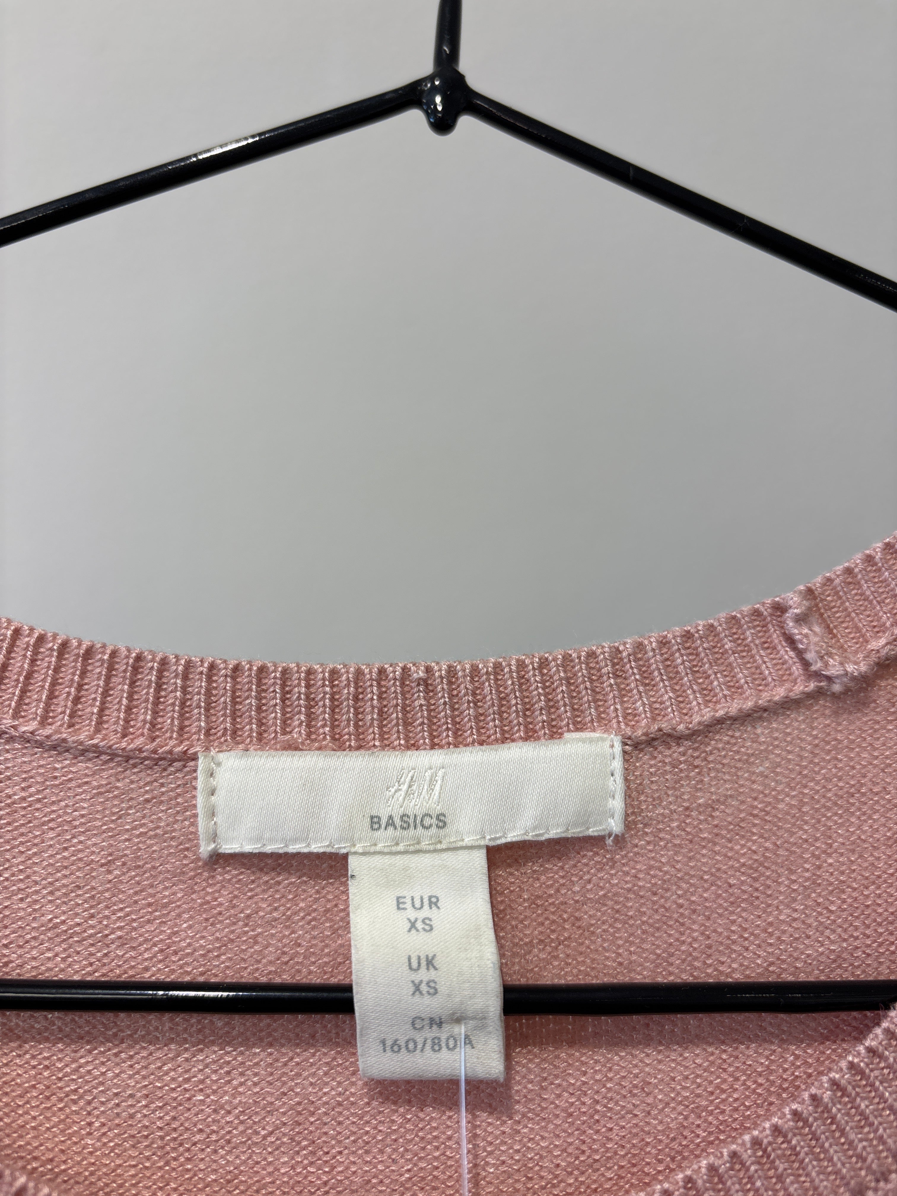 REMERA H&M BASICS