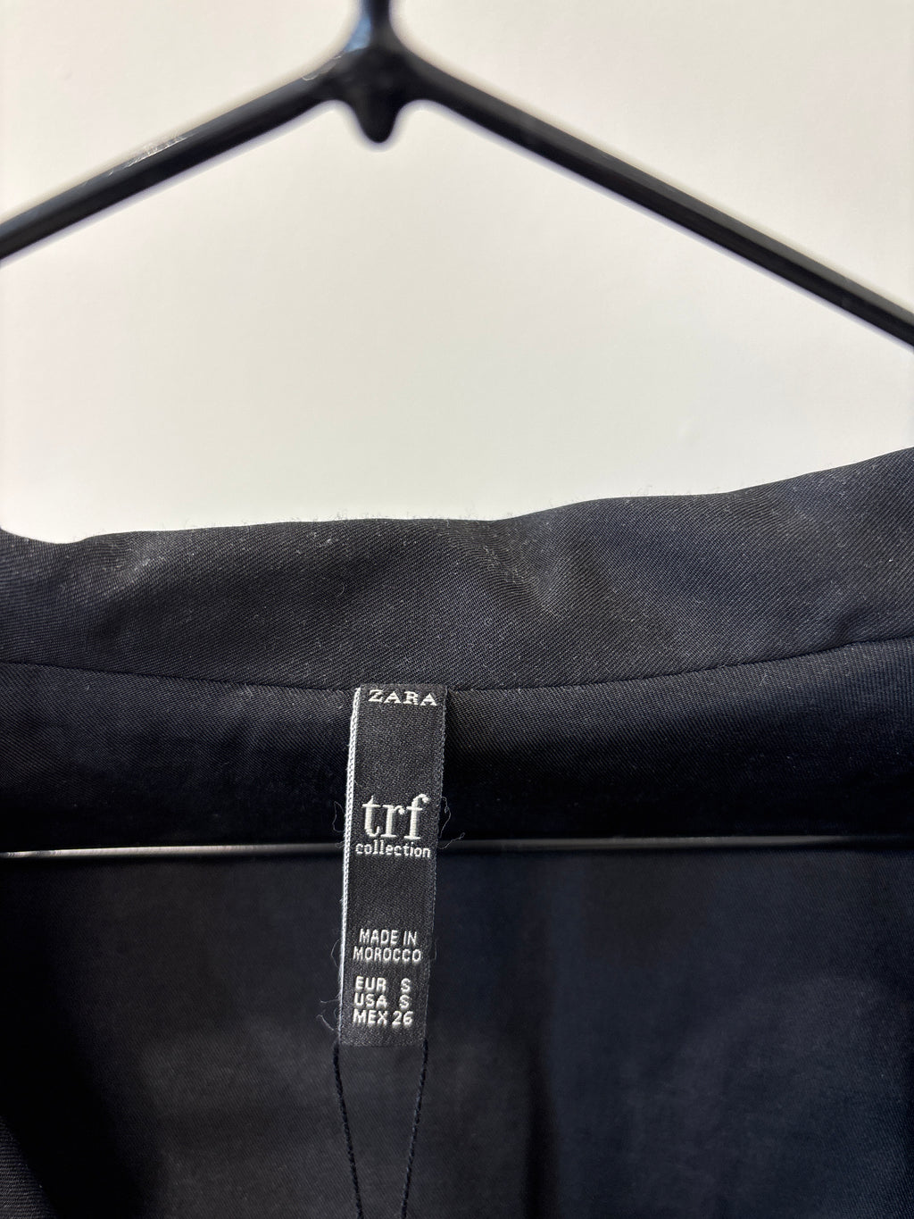 MONO ZARA NEGRO