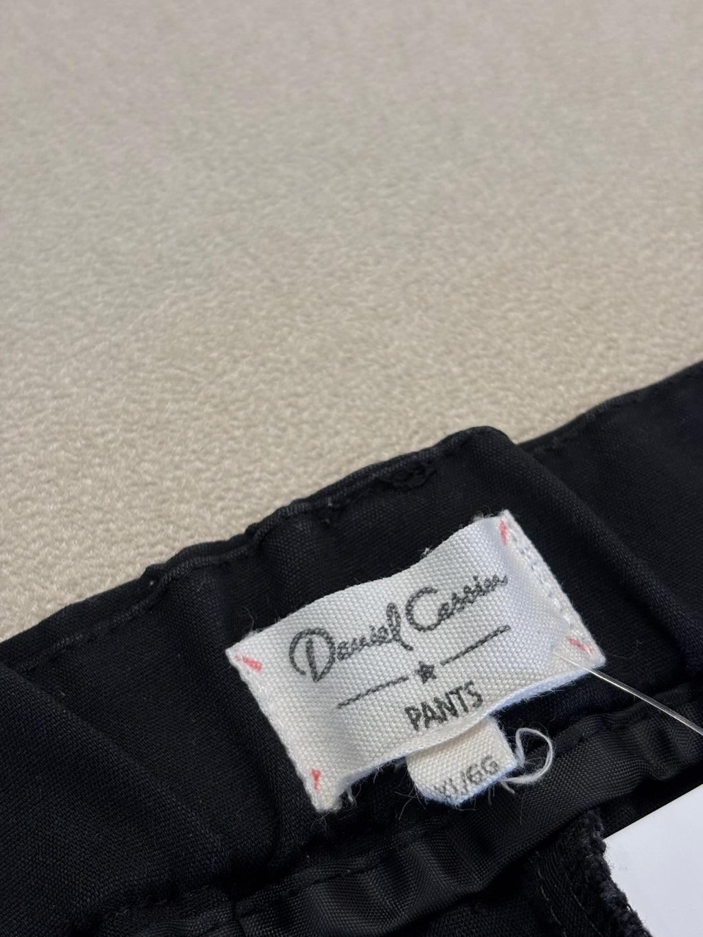 PANTALON NEGRO D. CASSIN