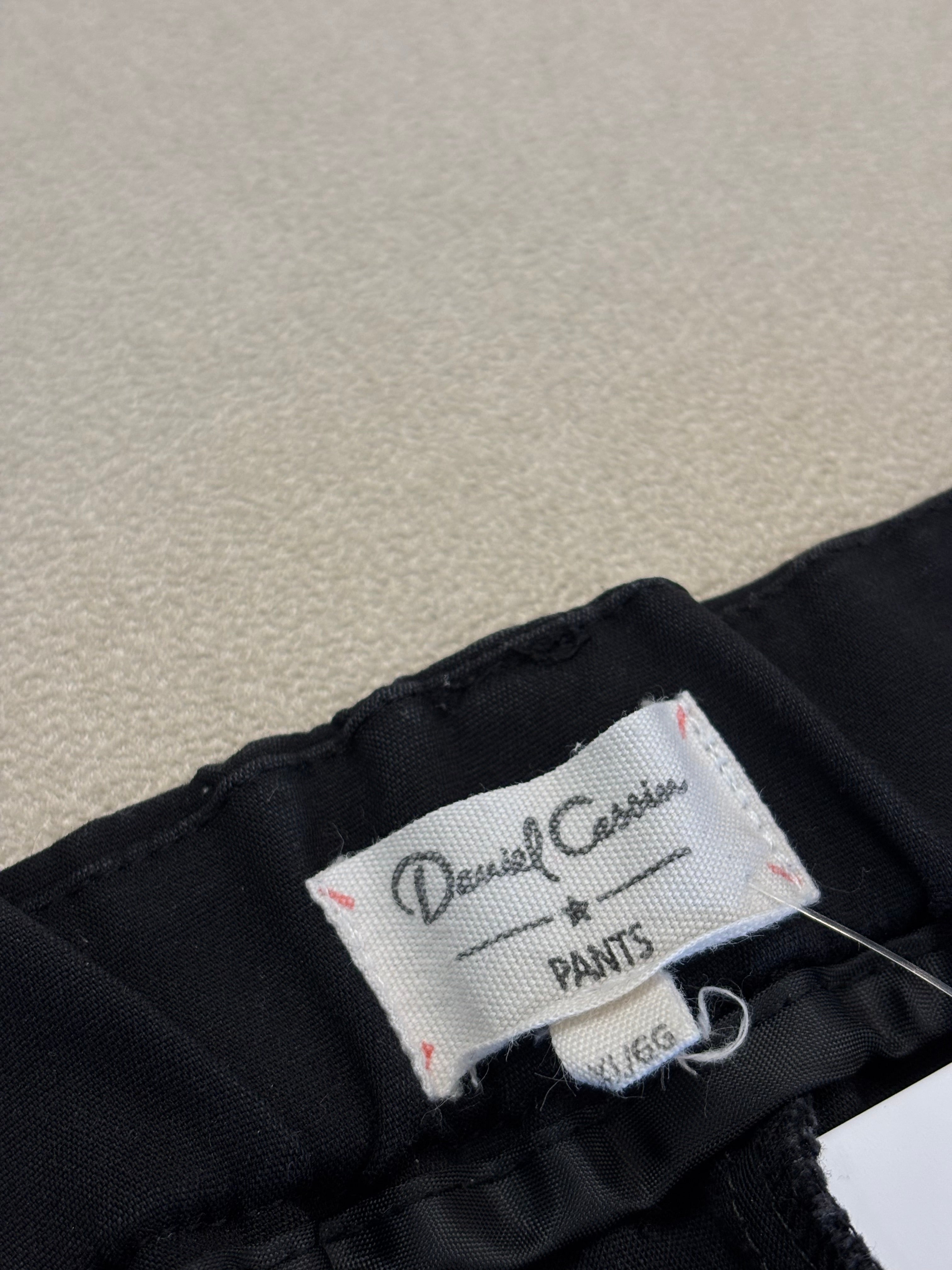 PANTALON NEGRO D. CASSIN