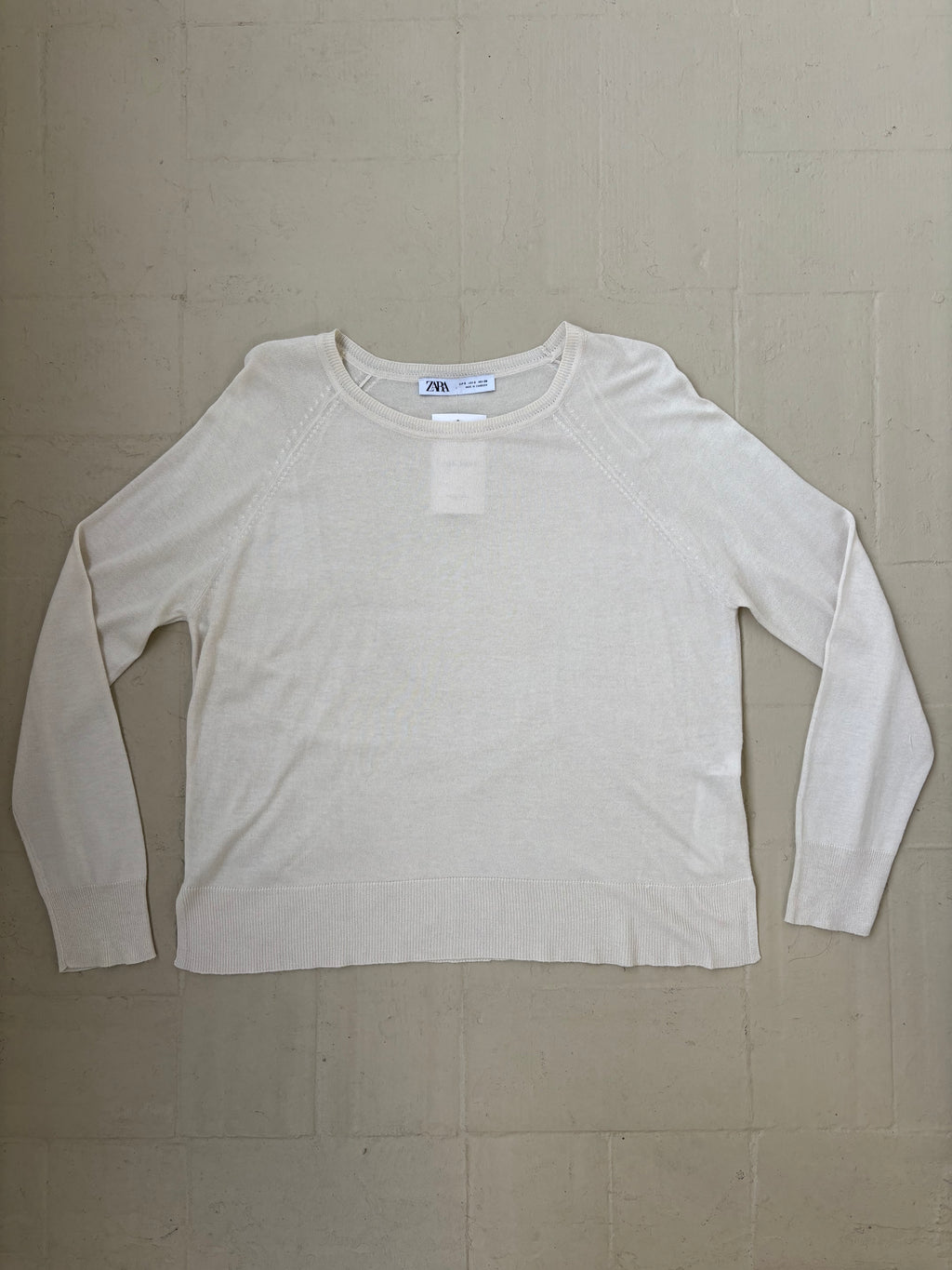 BUZO HILO BLANCO ZARA