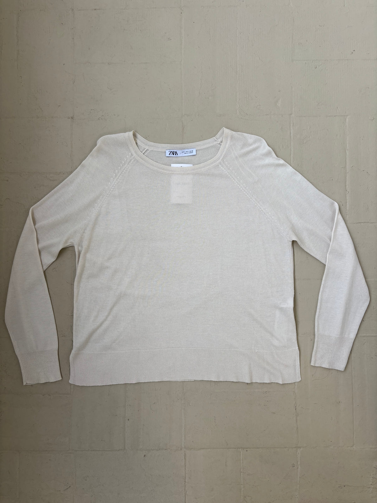 BUZO HILO BLANCO ZARA
