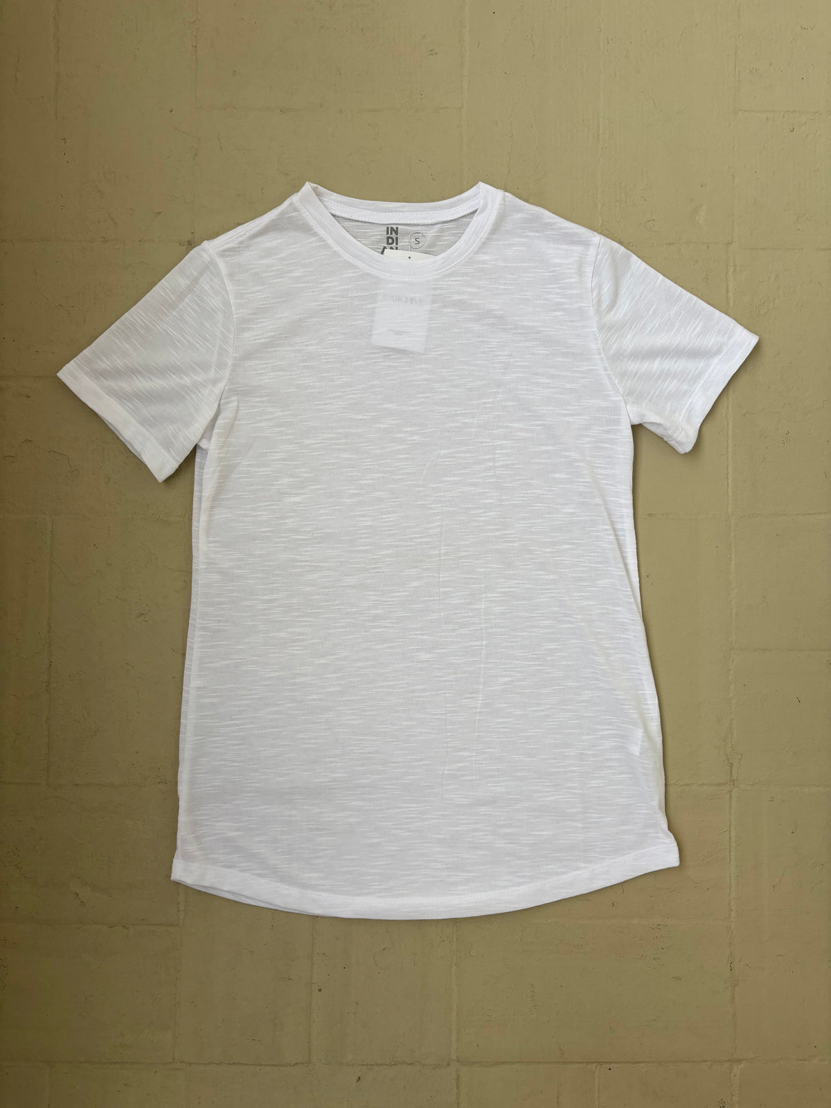 REMERA INDIAN BLANCA