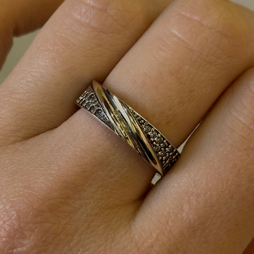 Anillo Ira