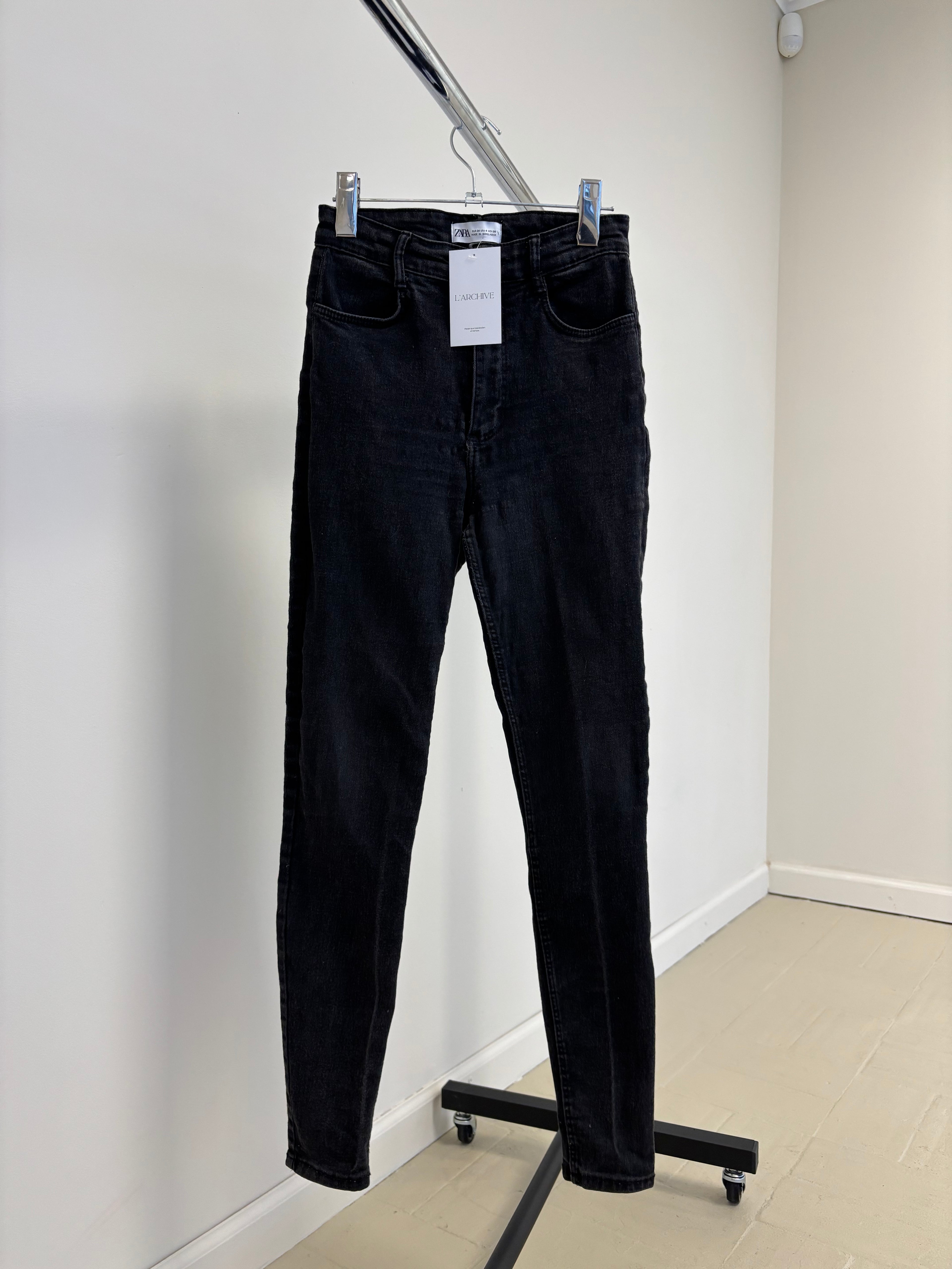 JEAN ZARA NEGRO SKINNY