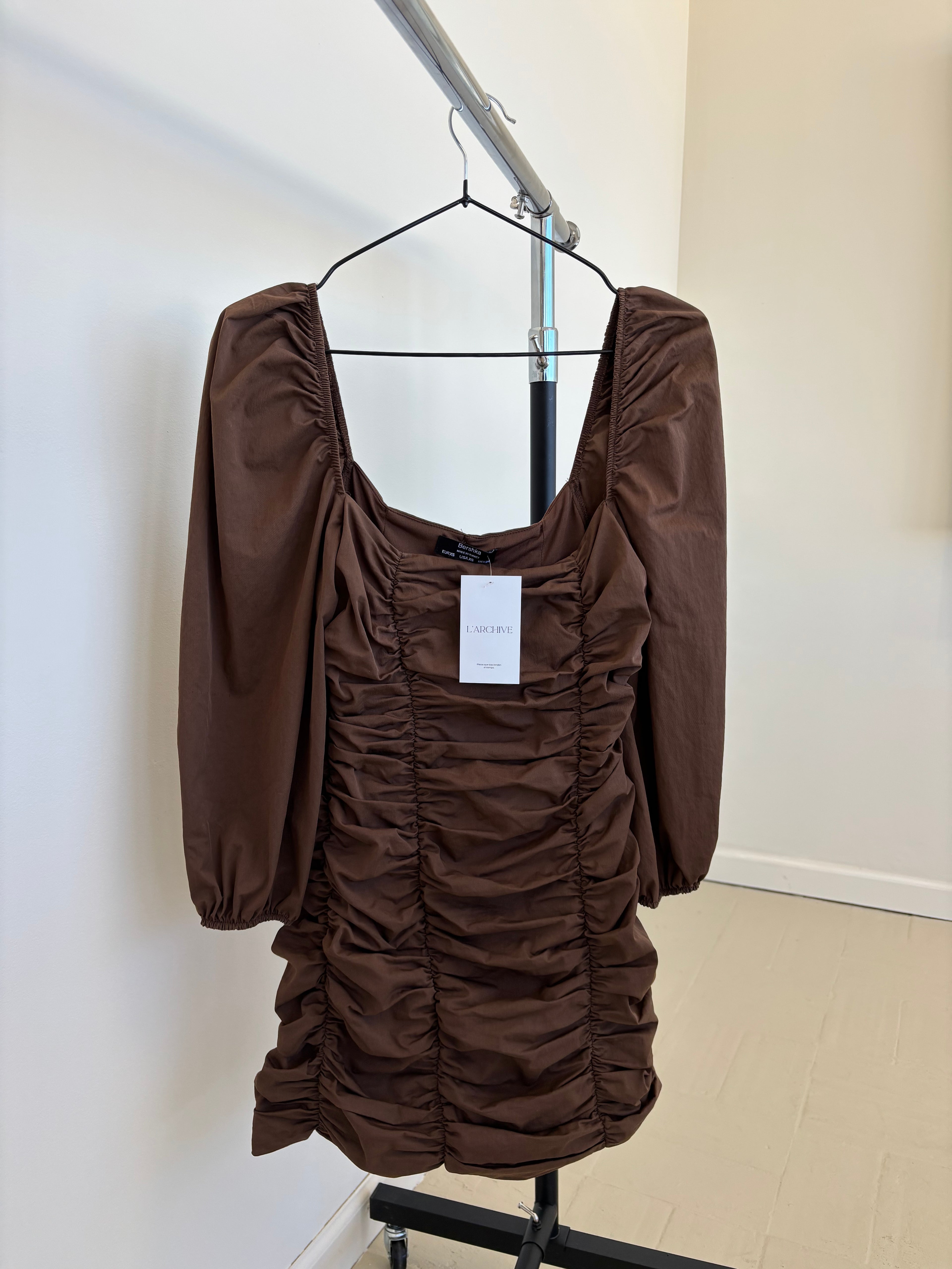 VESTIDO BERSHKA