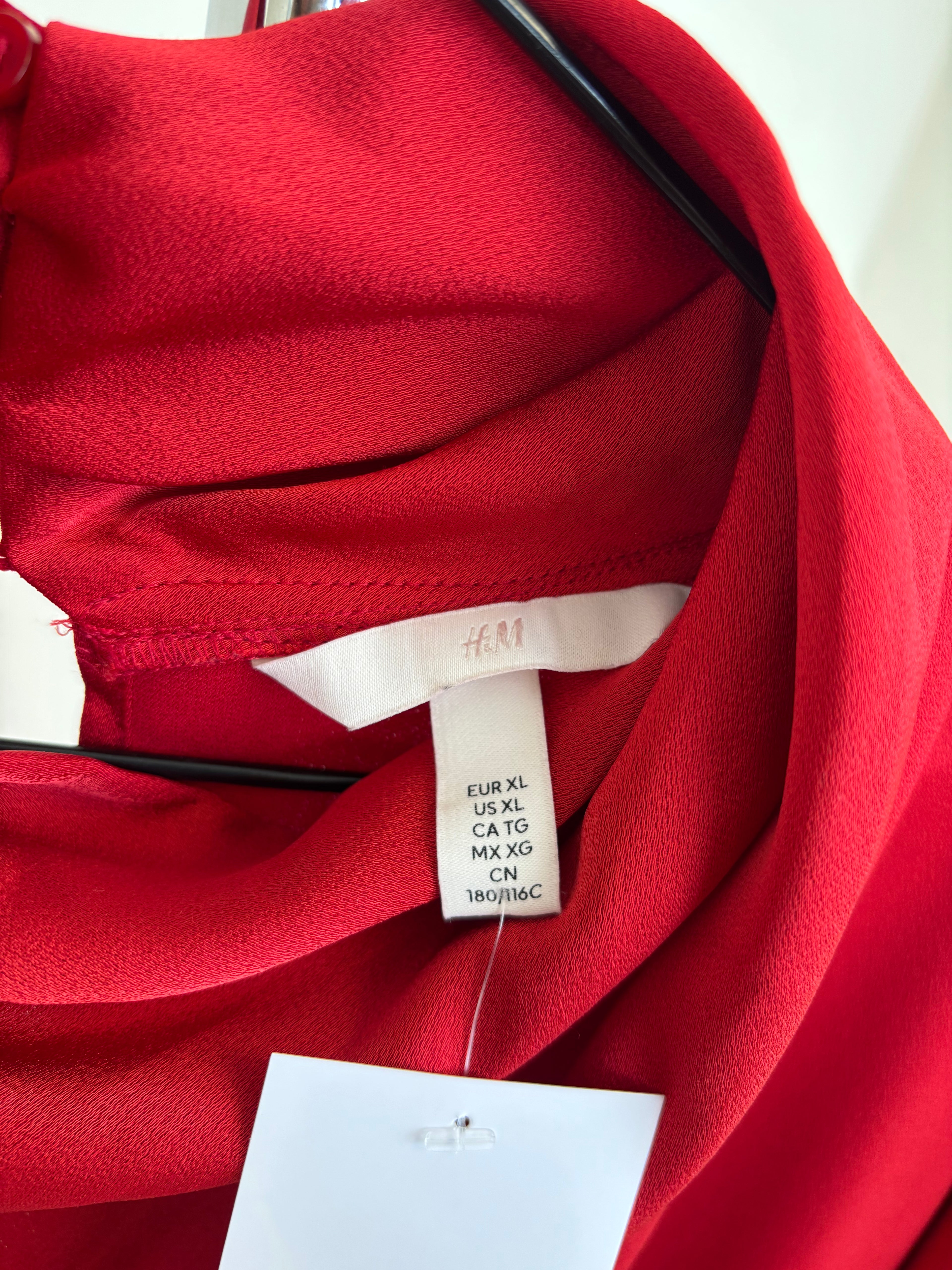 BLUSA ROJA H&M