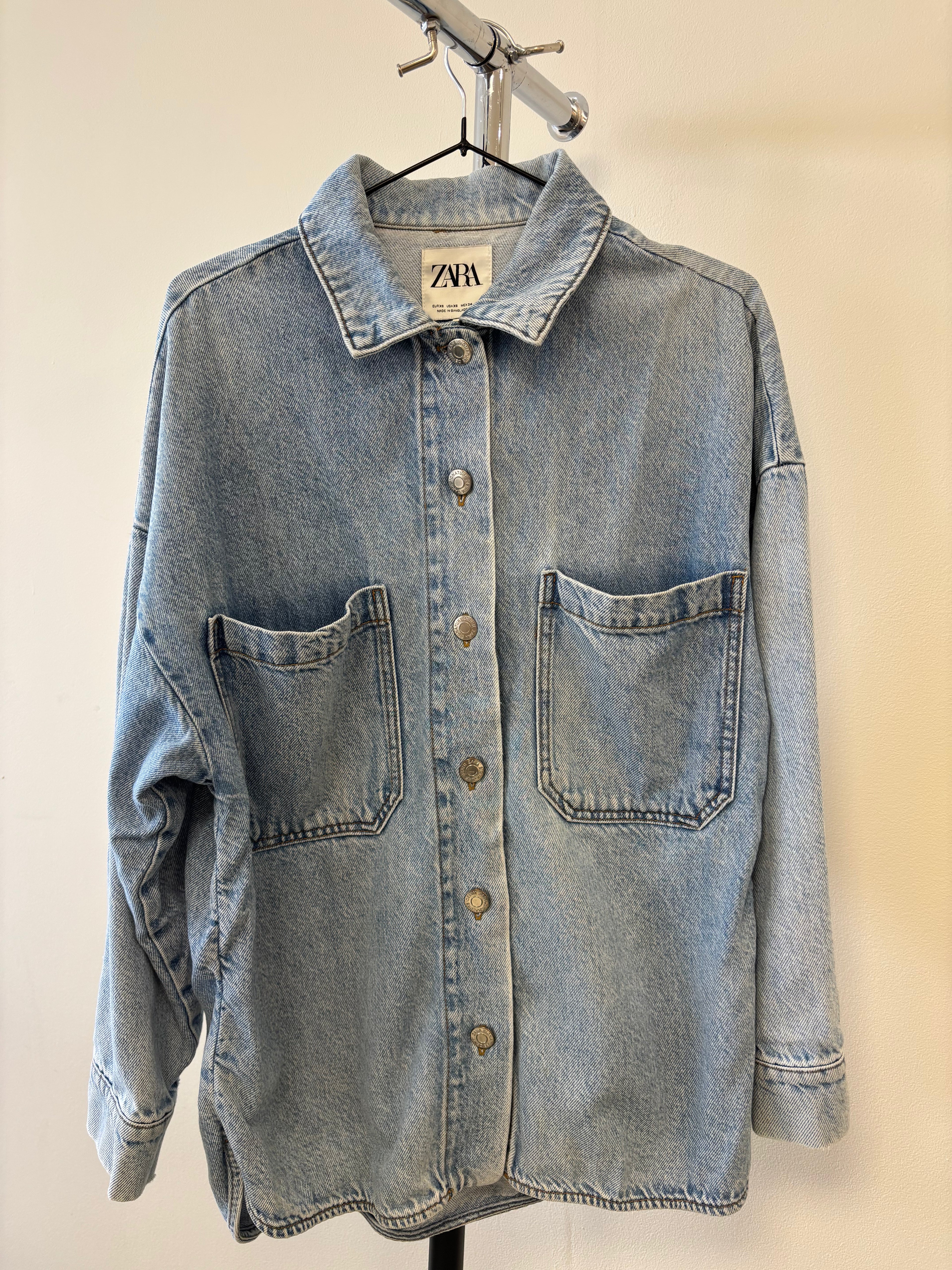 CHAQUETA ZARA