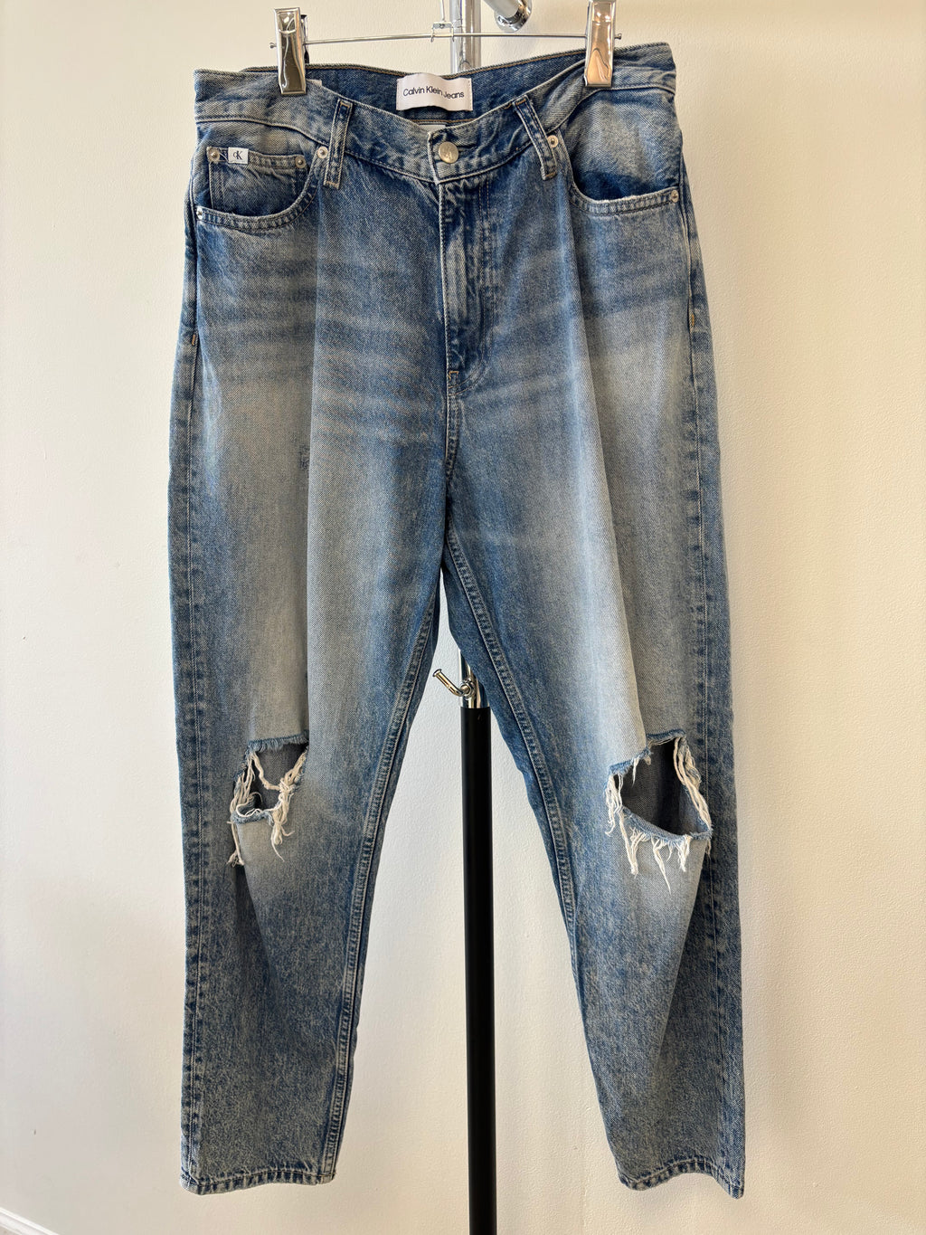 PANTALON CALVIN KLEIN ROTO