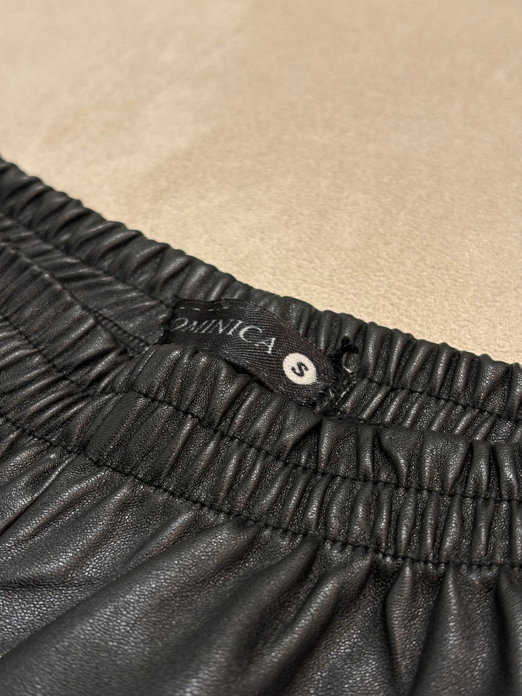 BIKER CUERINA DOMINICA